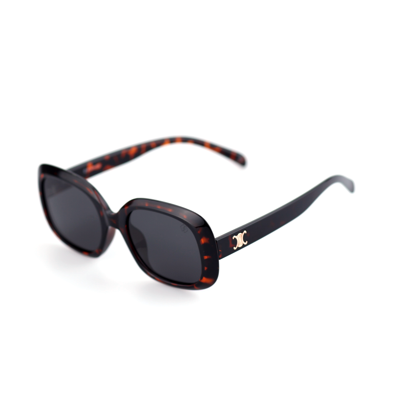 Nexus acetate oval sunglasses alternate color worn by model