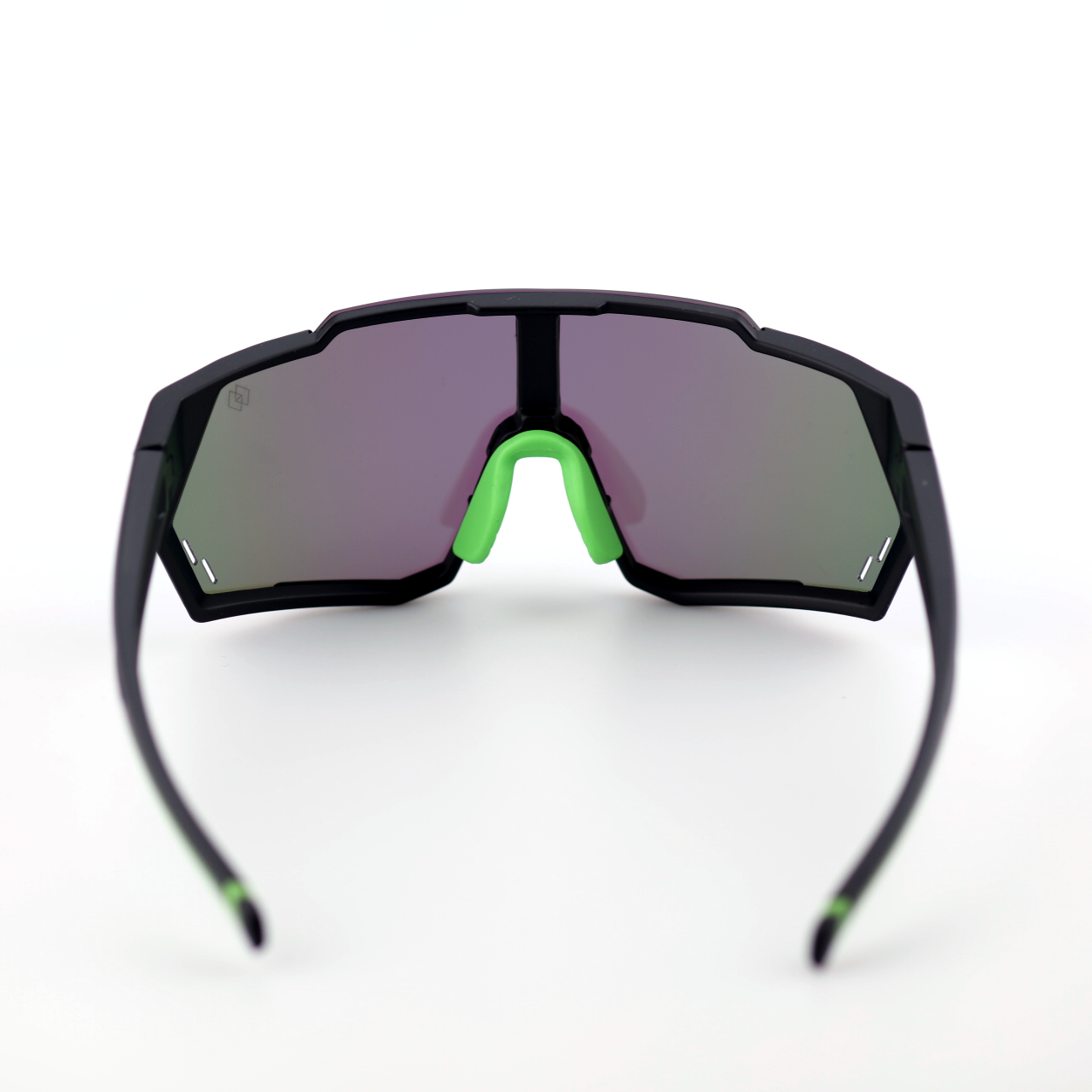 Swift polarized shield sports sunglasses front view in black purple with green-blue mirror lenses