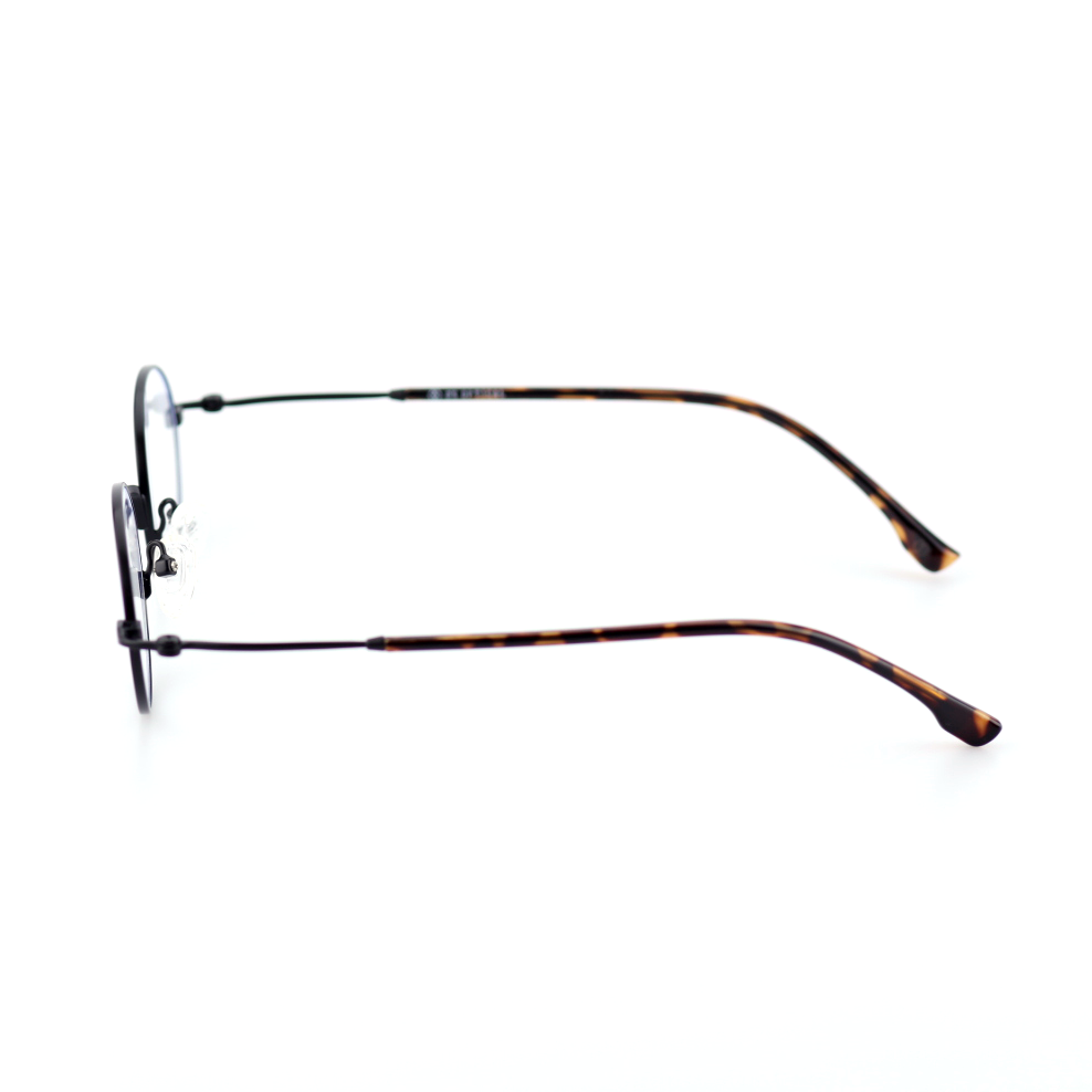 Facet titanium oval glasses side profile