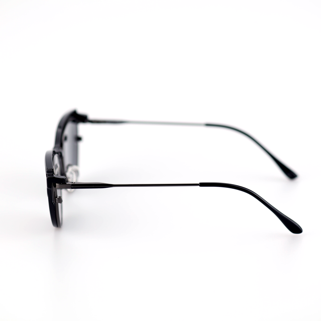 O'S OPTICAL Duo Black alloy cat-eye magnetic clip-on sunglasses, side view
