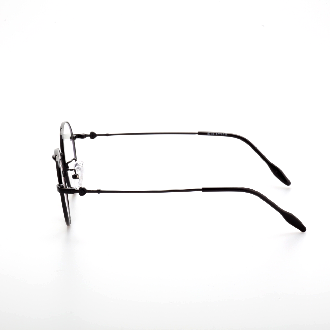 Core titanium round glasses front view