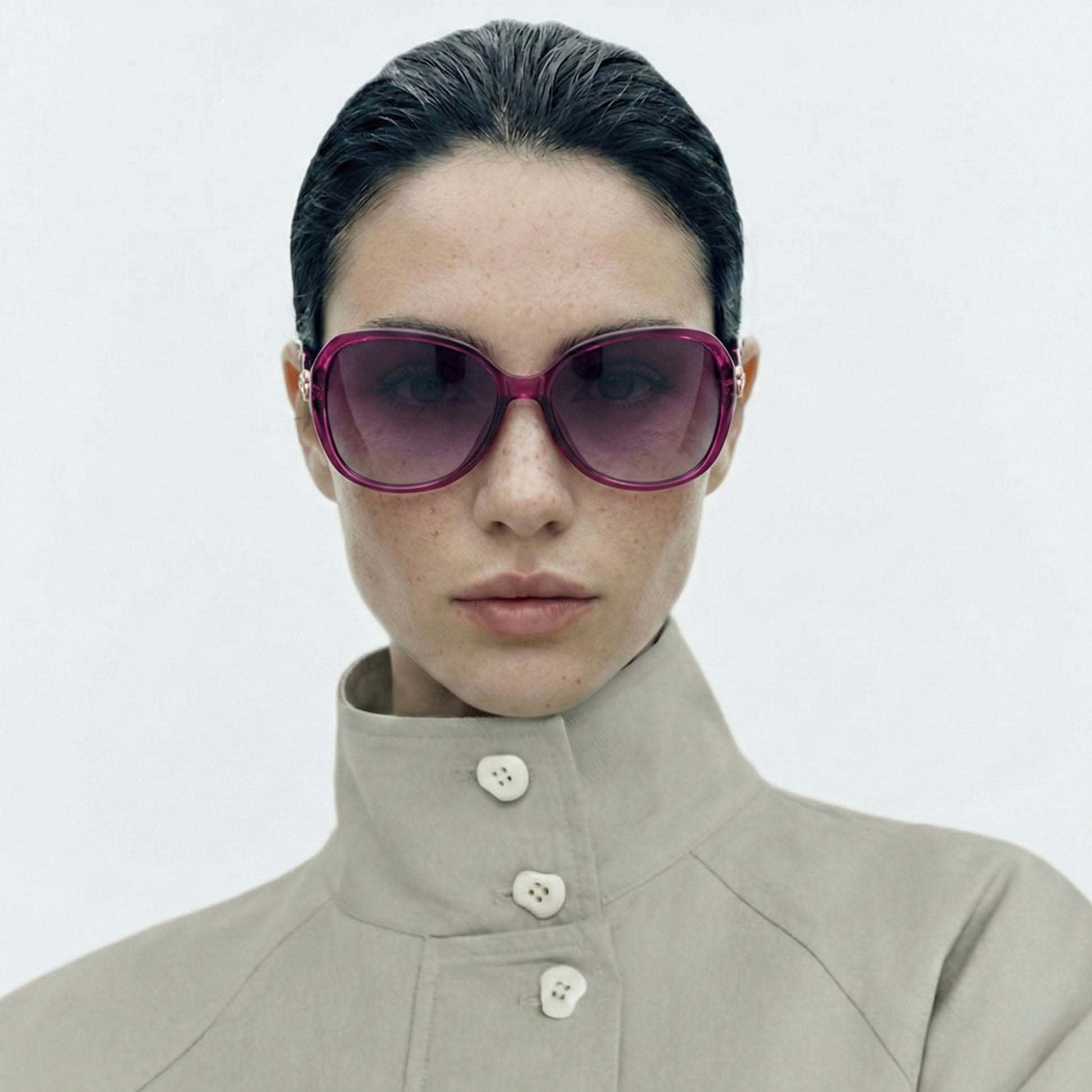 Heat oversized square magenta gradient sunglasses worn by model