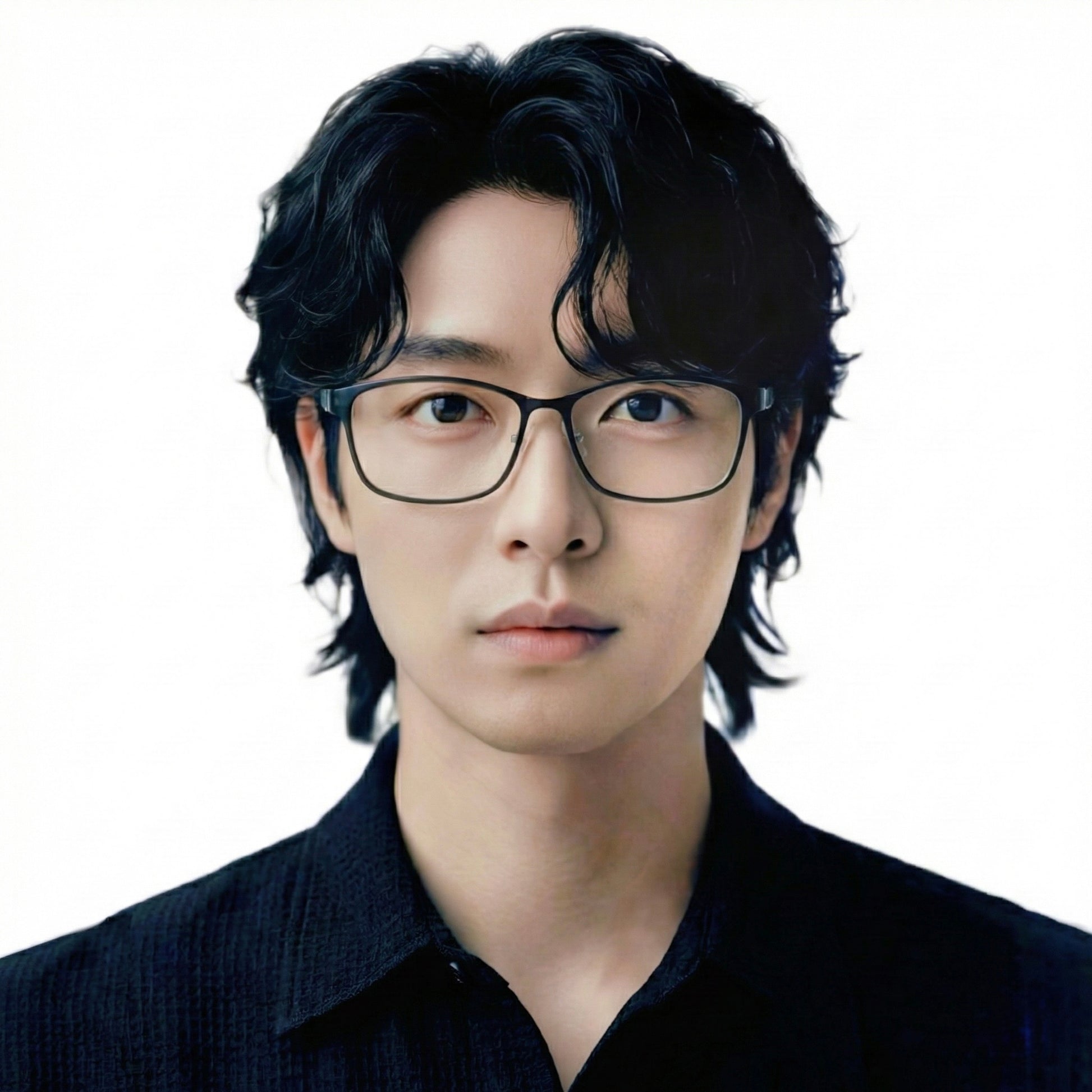 Phase Ultem rectangular glasses worn by model